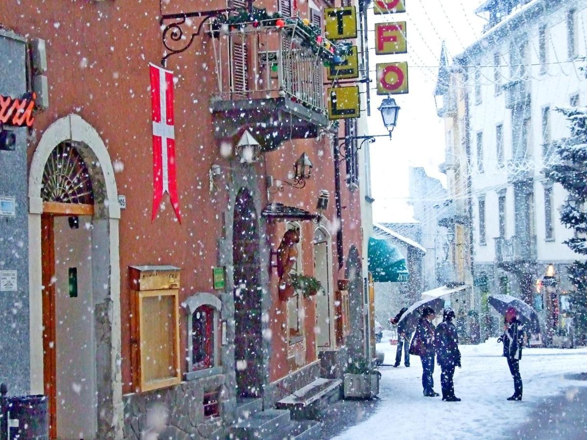 Hotel Gufo Bormio Exteriör bild