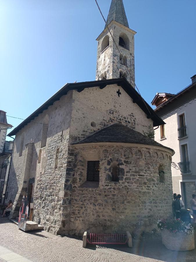 Hotel Gufo Bormio Exteriör bild