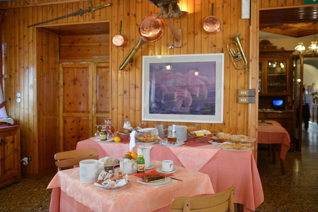 Hotel Gufo Bormio Exteriör bild